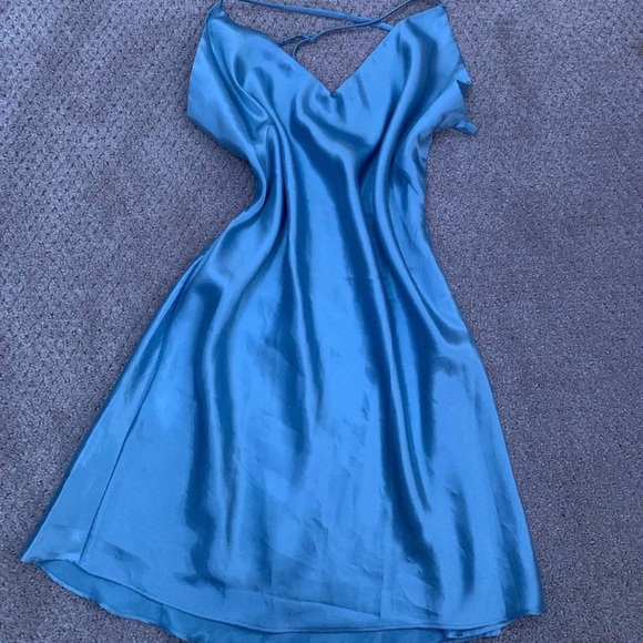 (SOLD DONT BUY) Victoria’s Secret slip dress - Picture 1 of 4